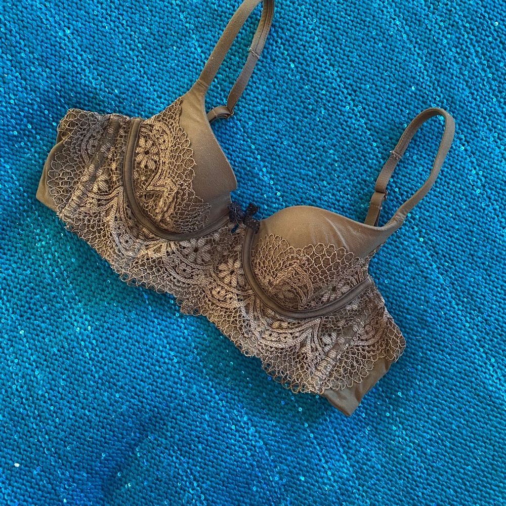 VS Bra